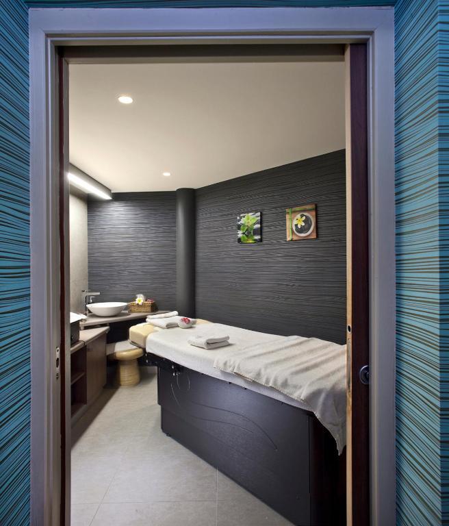 Logis Hotel Restaurant Muller ニーデルブロン・レ・バン エクステリア 写真